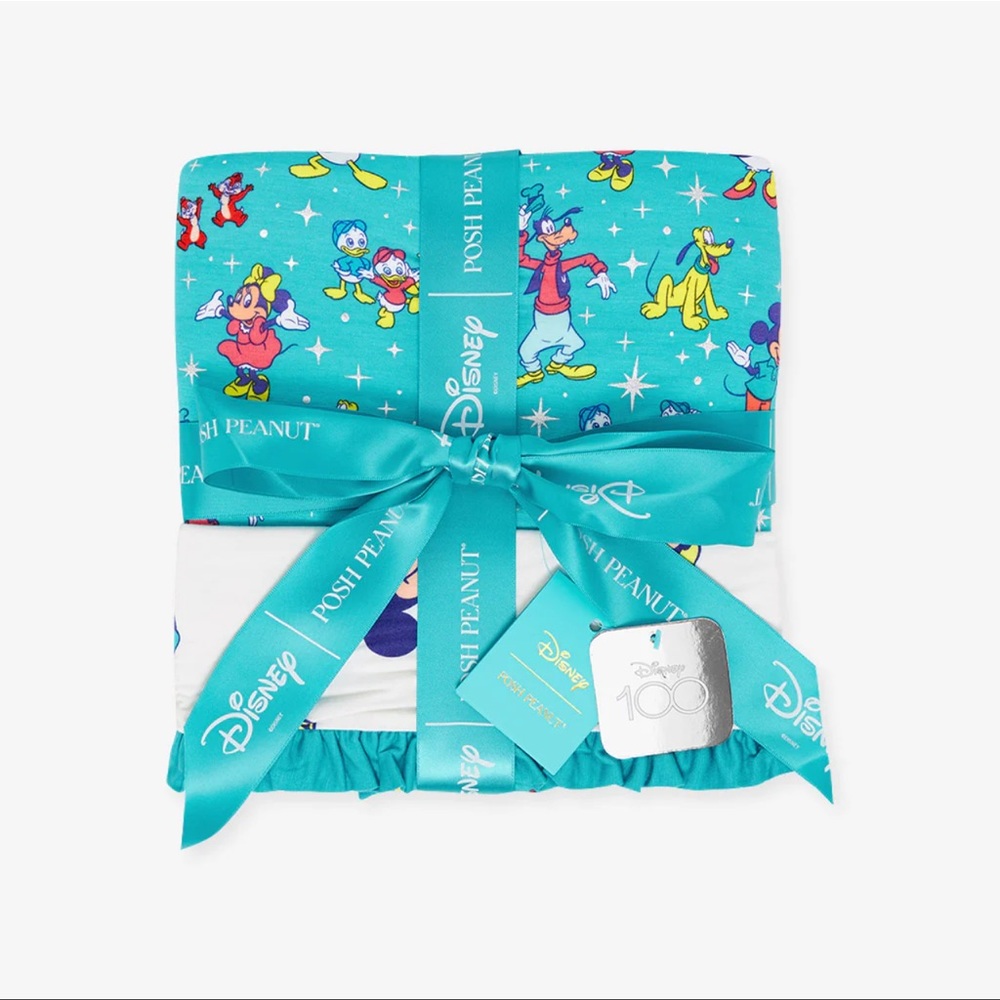 Brand new Luxette Patoo by PoshPeanut. Disney 100 collection.